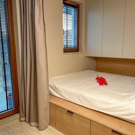 Comfortable 1-Room Apartment Close To The Center Warschau Buitenkant foto