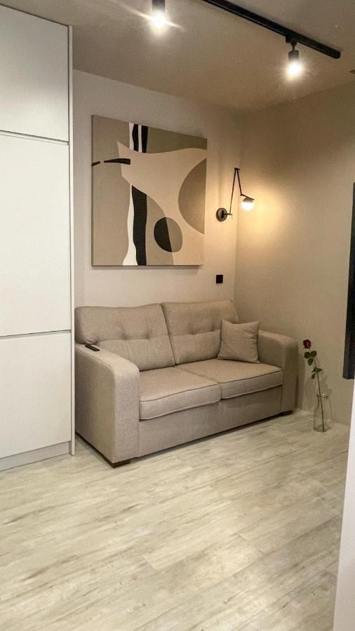 Comfortable 1-Room Apartment Close To The Center Warschau Buitenkant foto
