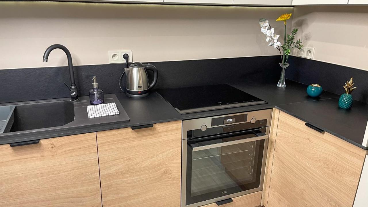 Comfortable 1-Room Apartment Close To The Center Warschau Buitenkant foto