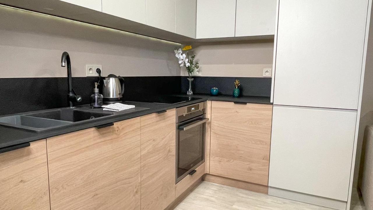 Comfortable 1-Room Apartment Close To The Center Warschau Buitenkant foto