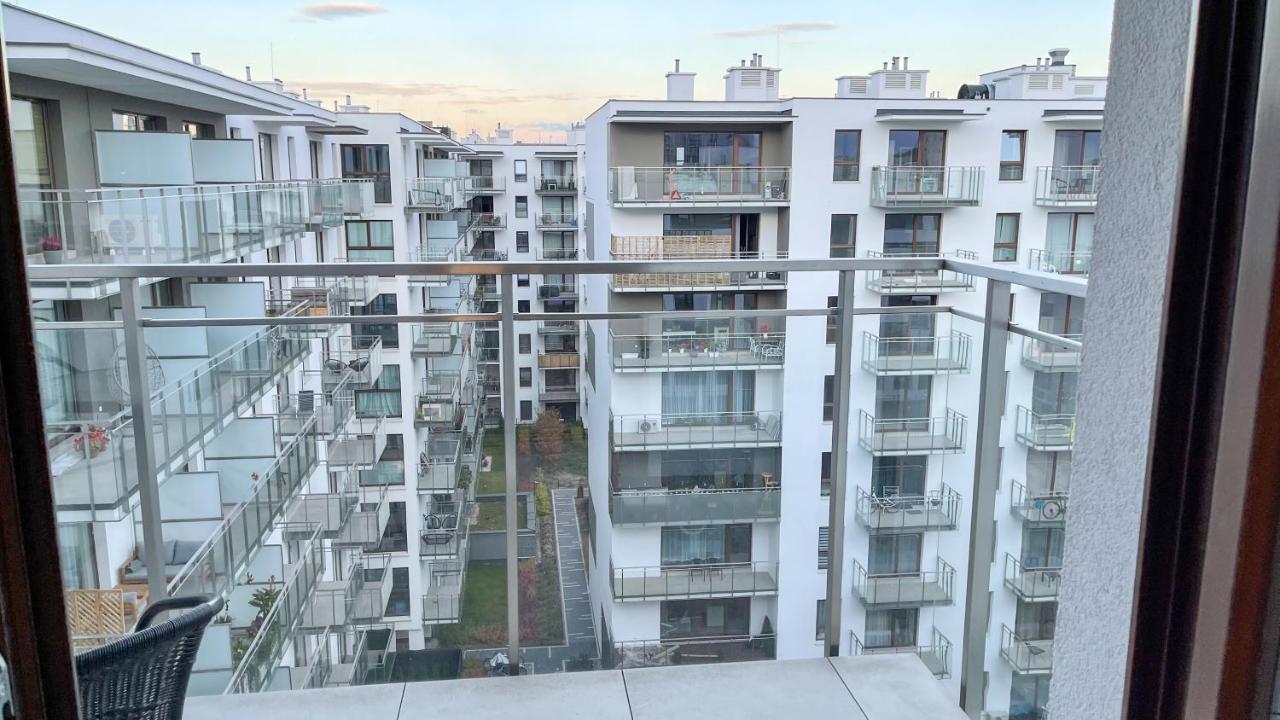 Comfortable 1-Room Apartment Close To The Center Warschau Buitenkant foto